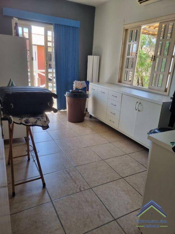 Casa de Condomínio à venda com 4 quartos, 263m² - Foto 22