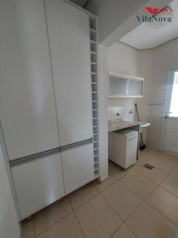 Casa de Condomínio para alugar com 4 quartos, 310m² - Foto 17