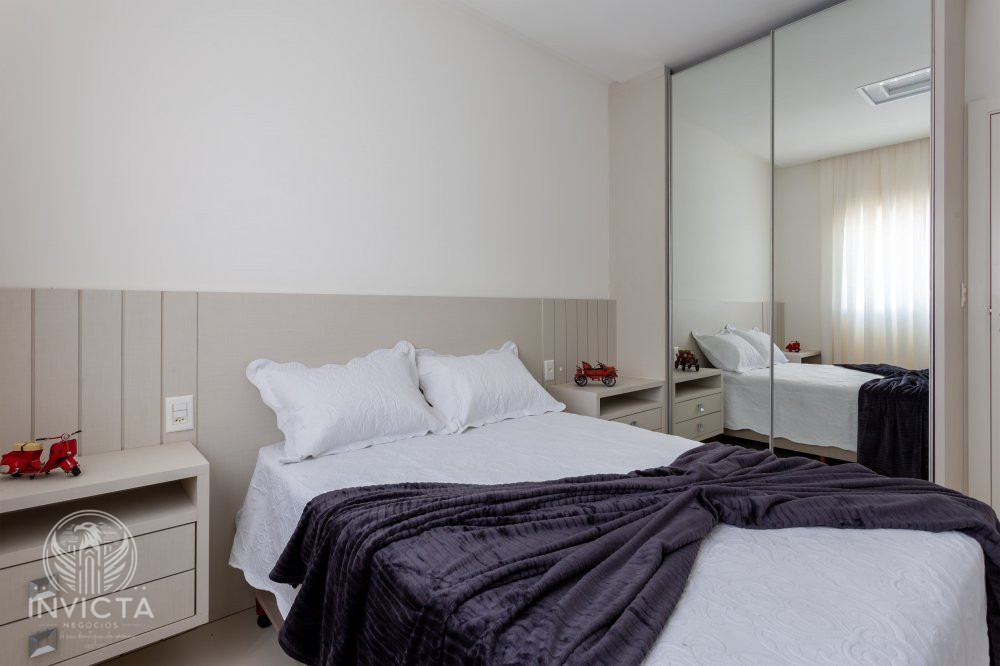 Apartamento à venda com 3 quartos, 123m² - Foto 19