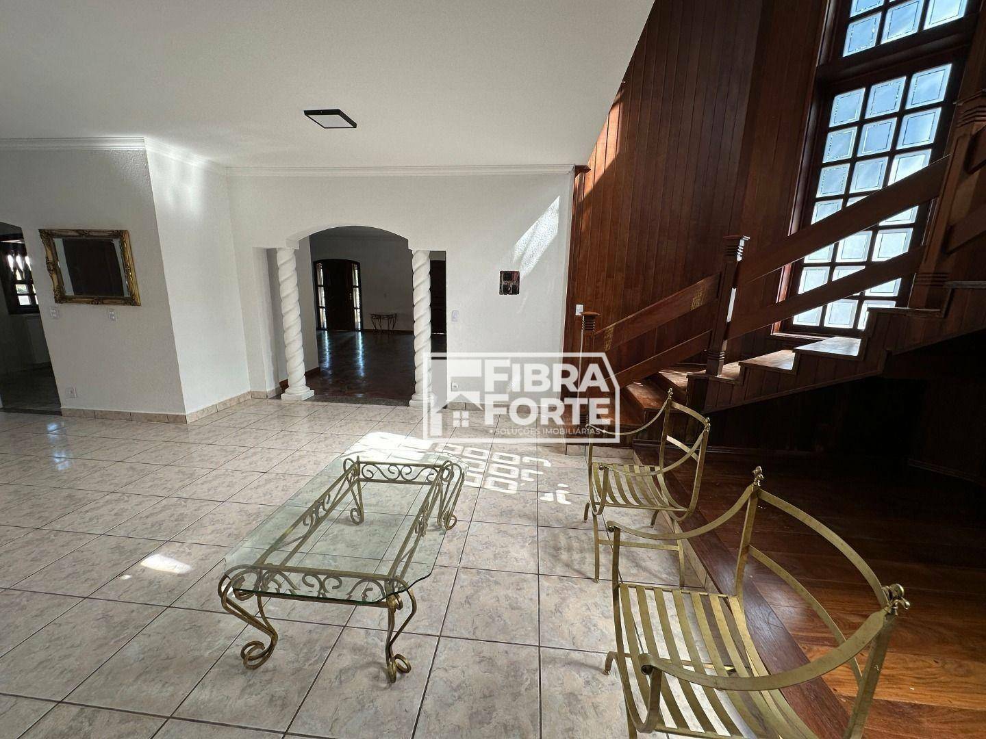 Casa de Condomínio para alugar com 4 quartos, 600m² - Foto 18