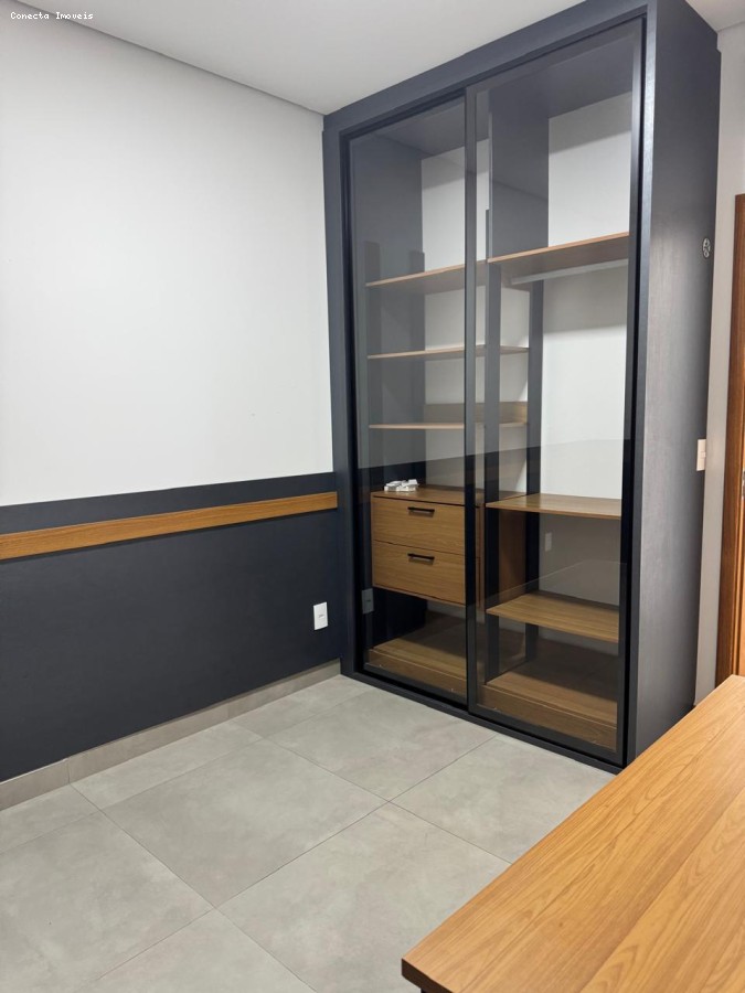 Casa de Condomínio à venda com 3 quartos, 232m² - Foto 29