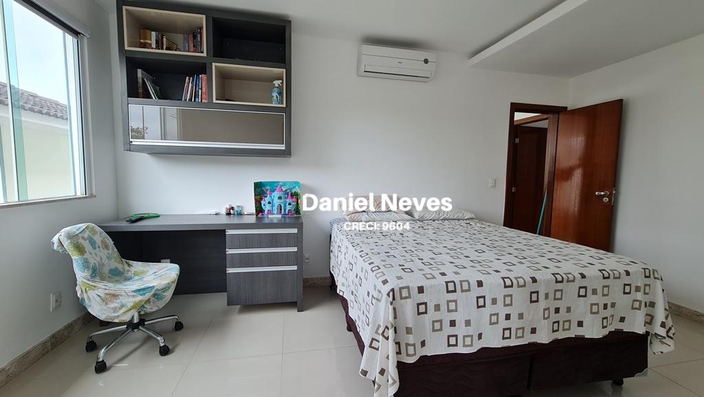 Casa de Condomínio à venda com 3 quartos, 218m² - Foto 29