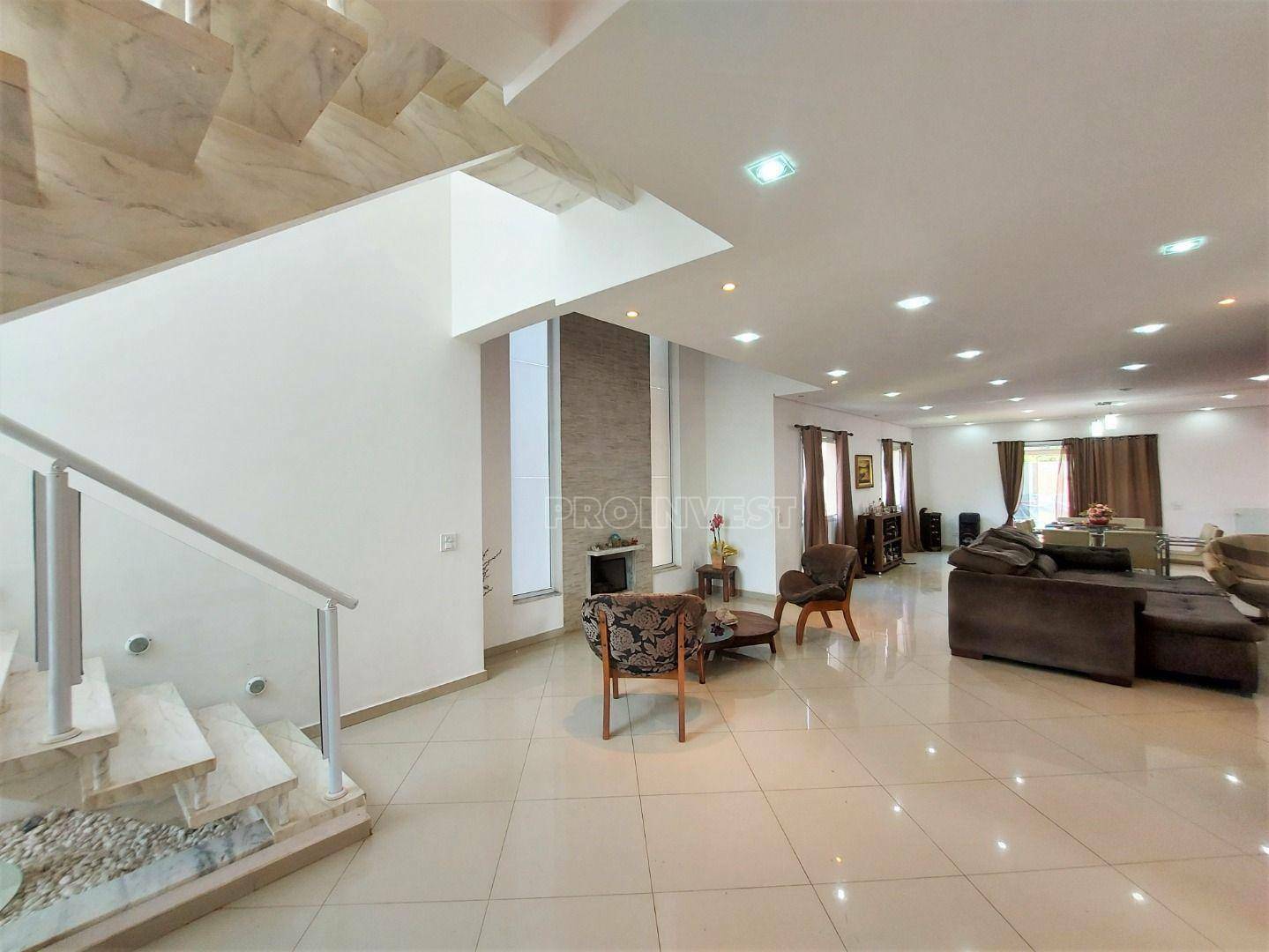 Casa de Condomínio à venda com 4 quartos, 385m² - Foto 5