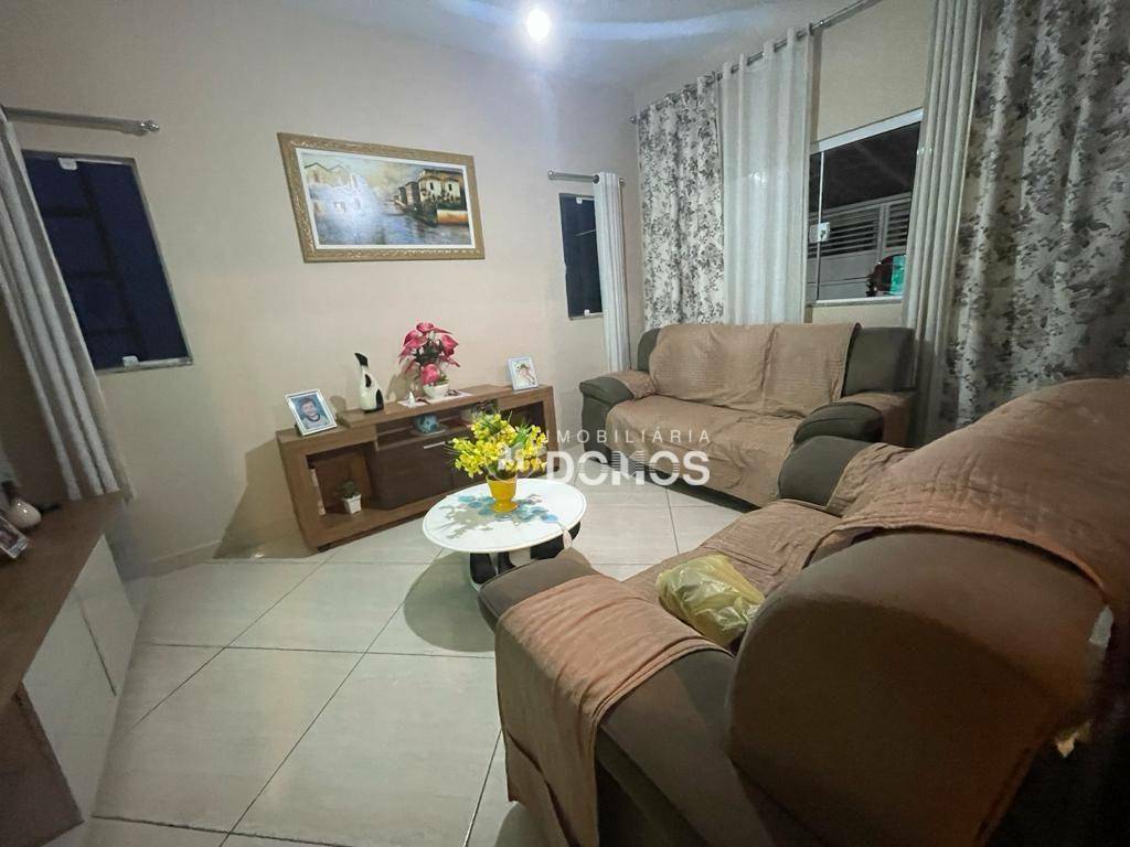 Casa à venda com 3 quartos, 200m² - Foto 21