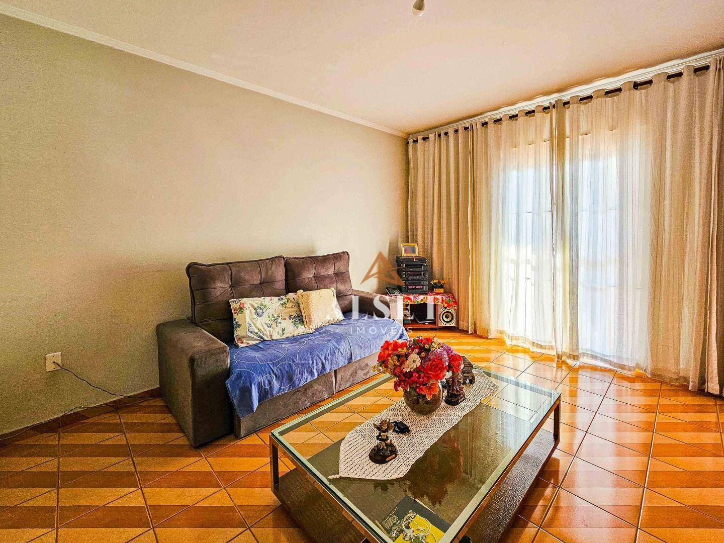 Sobrado à venda com 3 quartos, 220m² - Foto 5