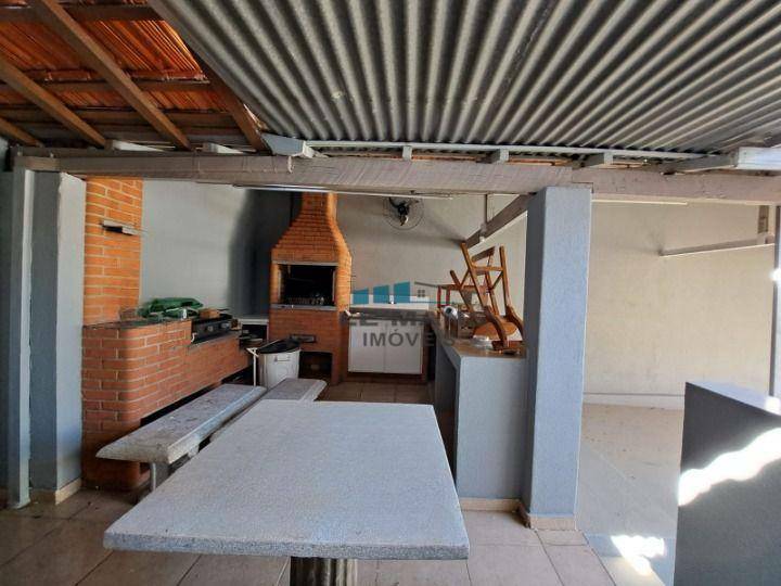 Casa à venda com 5 quartos, 207m² - Foto 19