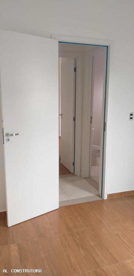 Apartamento à venda com 2 quartos, 48m² - Foto 7