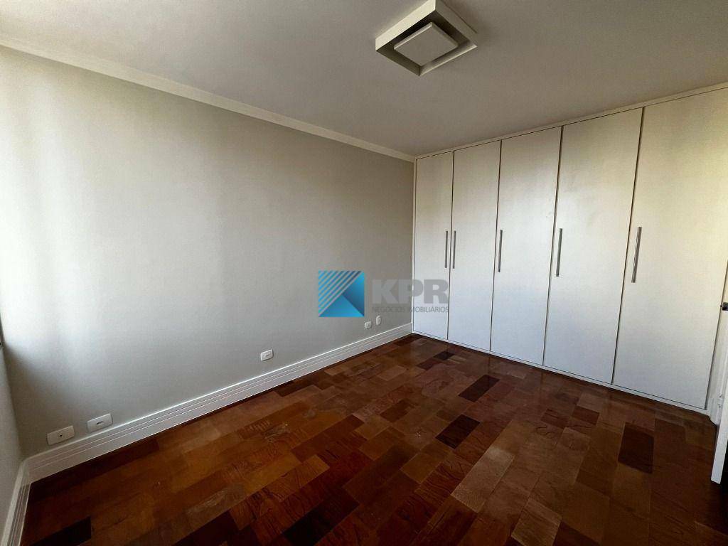 Apartamento à venda com 3 quartos, 130m² - Foto 16