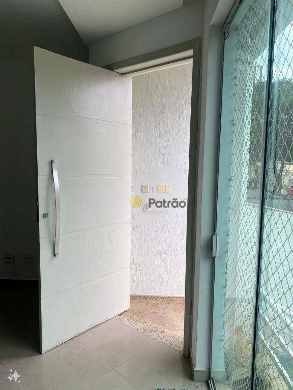 Sobrado à venda com 4 quartos, 216m² - Foto 12