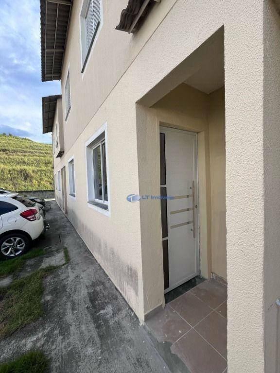 Sobrado à venda com 2 quartos, 68m² - Foto 4
