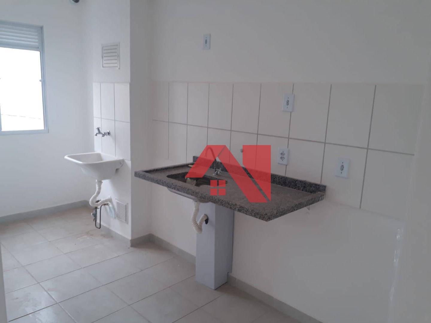 Apartamento à venda com 2 quartos, 40m² - Foto 9