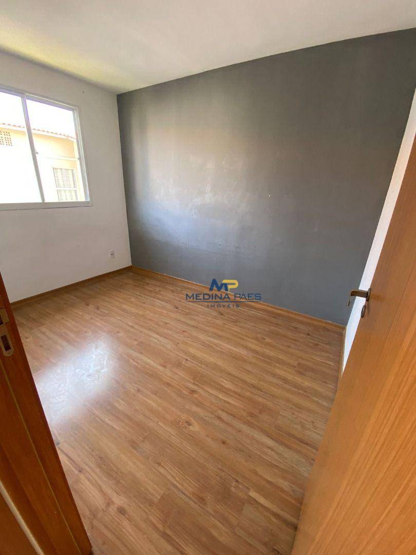 Apartamento à venda com 2 quartos, 60m² - Foto 4