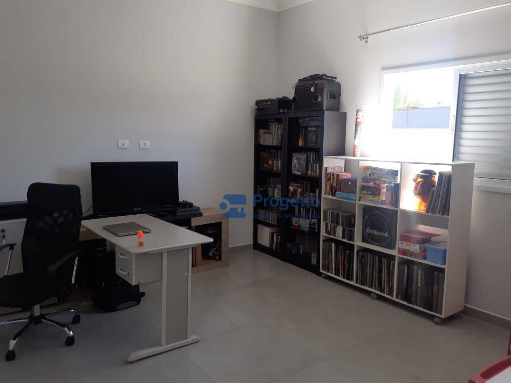 Casa de Condomínio à venda com 3 quartos, 250m² - Foto 3