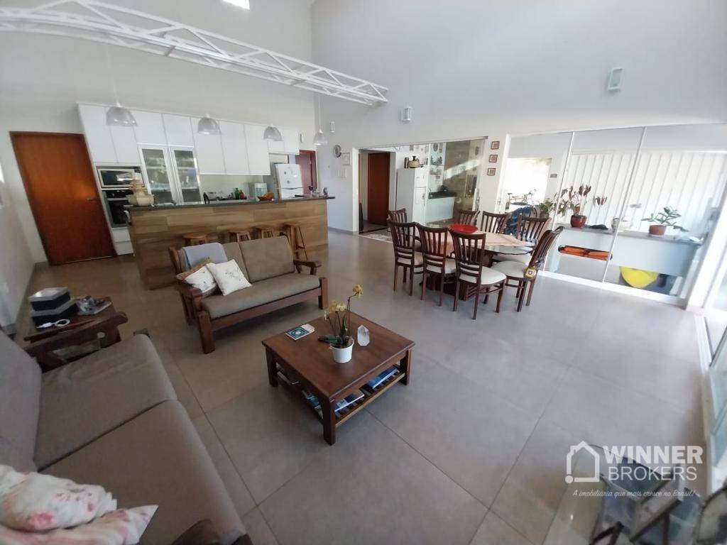 Casa de Condomínio à venda com 4 quartos, 231m² - Foto 14