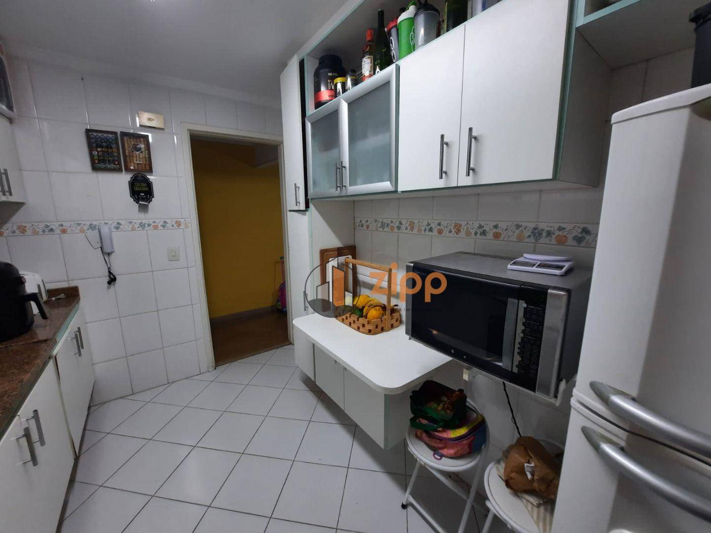 Apartamento à venda com 2 quartos, 55m² - Foto 10