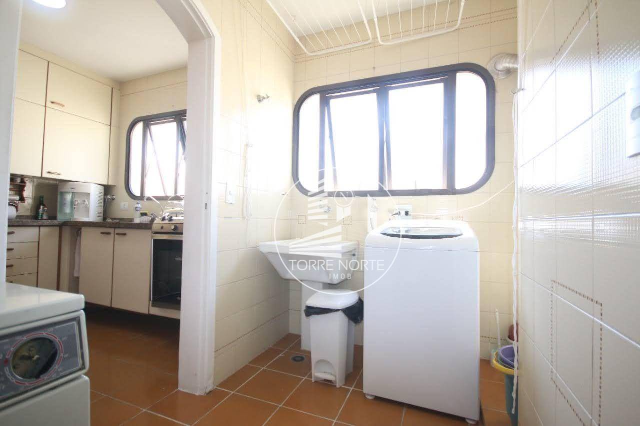 Apartamento à venda com 3 quartos, 115m² - Foto 25