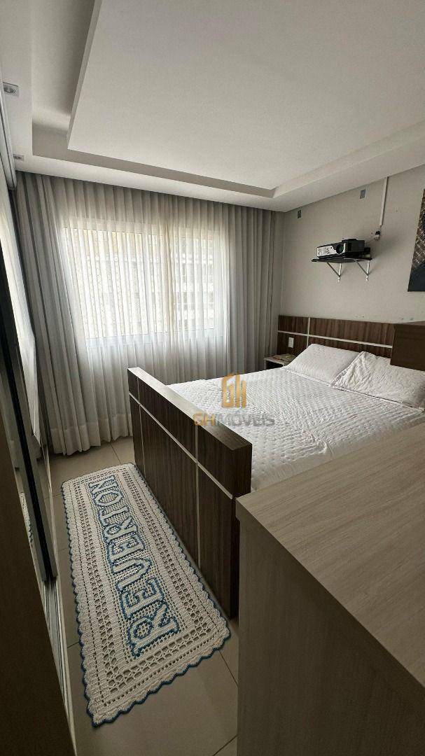 Apartamento à venda com 3 quartos, 76m² - Foto 14