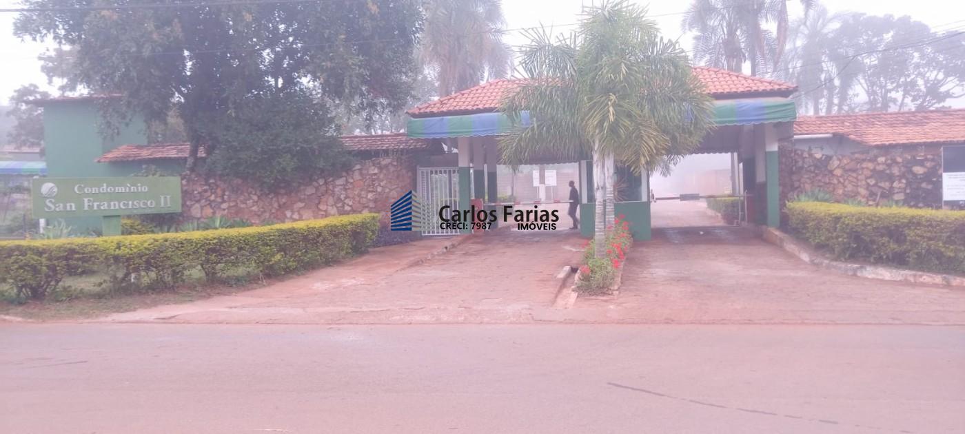 Terreno à venda, 810m² - Foto 1