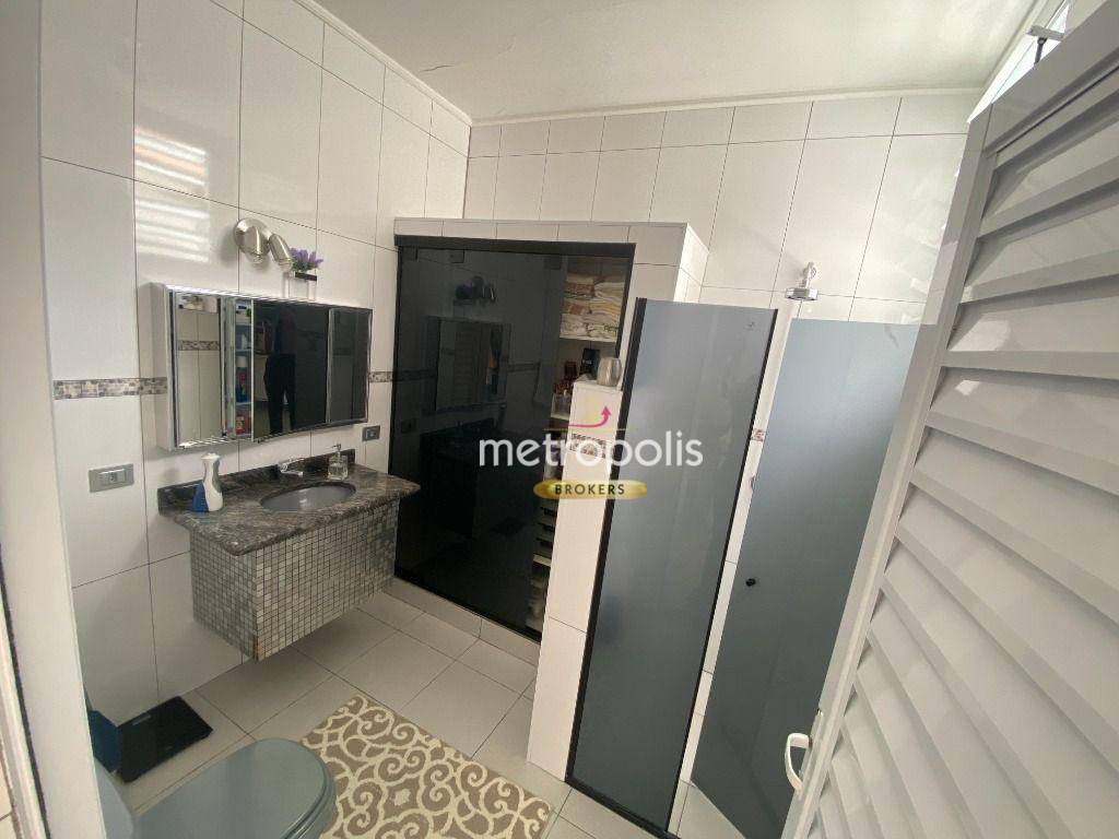 Casa à venda com 3 quartos, 200m² - Foto 25