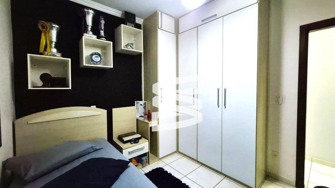 Casa de Condomínio à venda com 3 quartos, 196m² - Foto 13