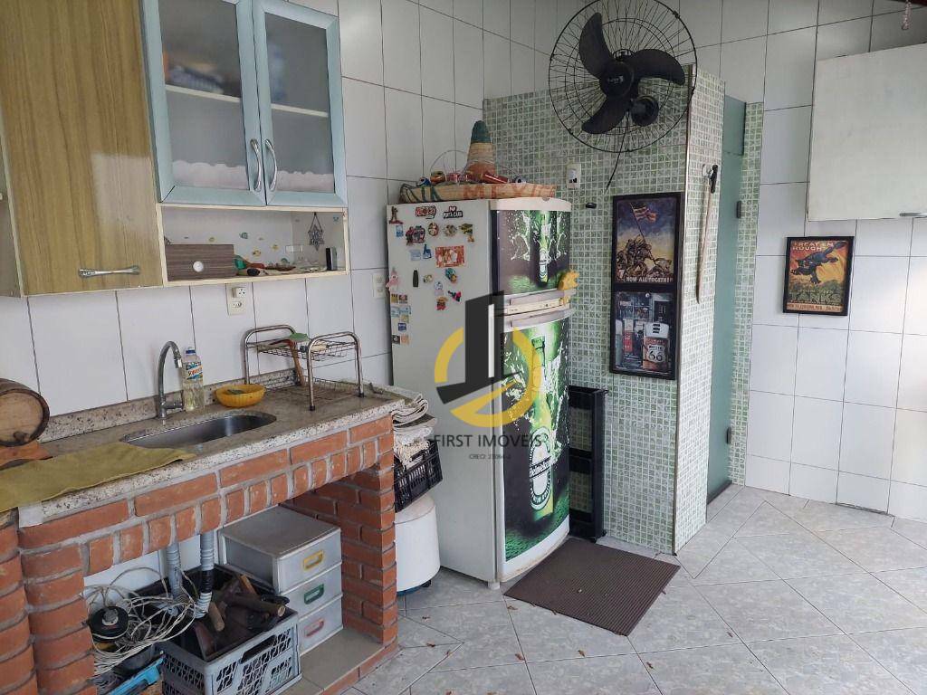 Casa à venda com 4 quartos, 194m² - Foto 33