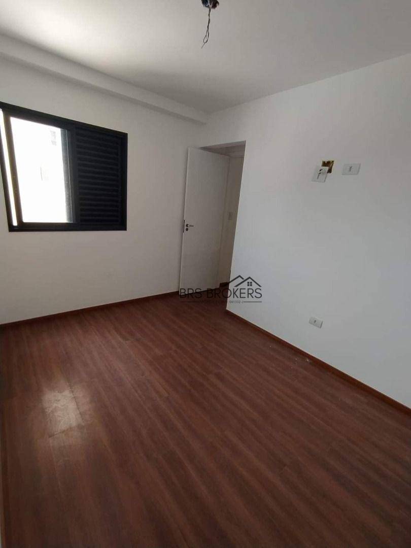 Apartamento à venda com 2 quartos, 65m² - Foto 19