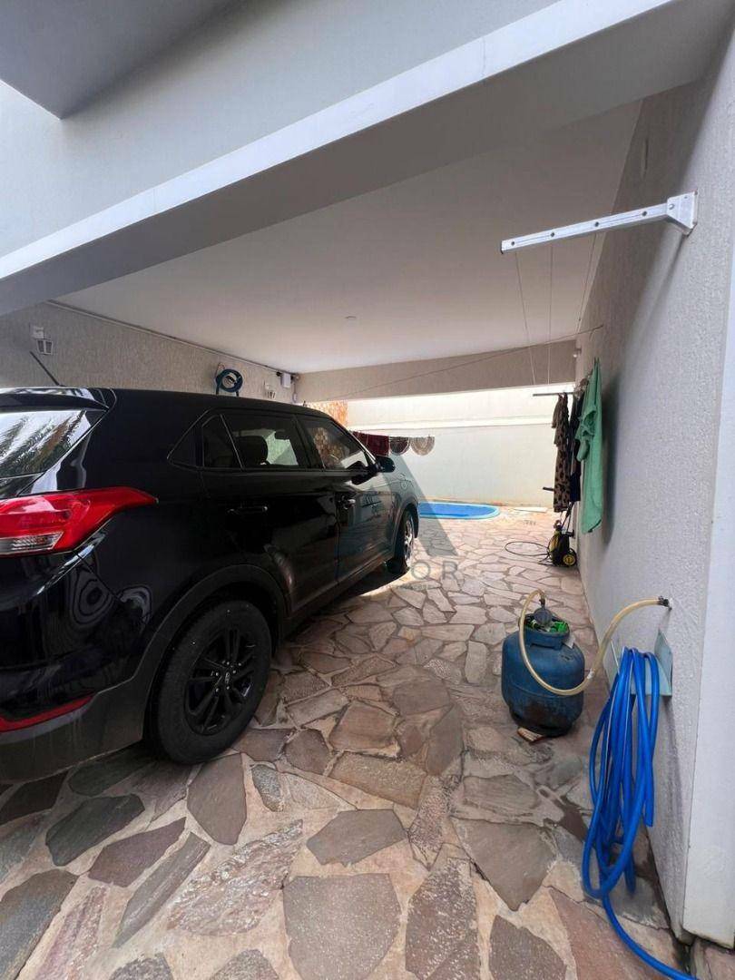 Casa, 3 quartos, 181 m² - Foto 1