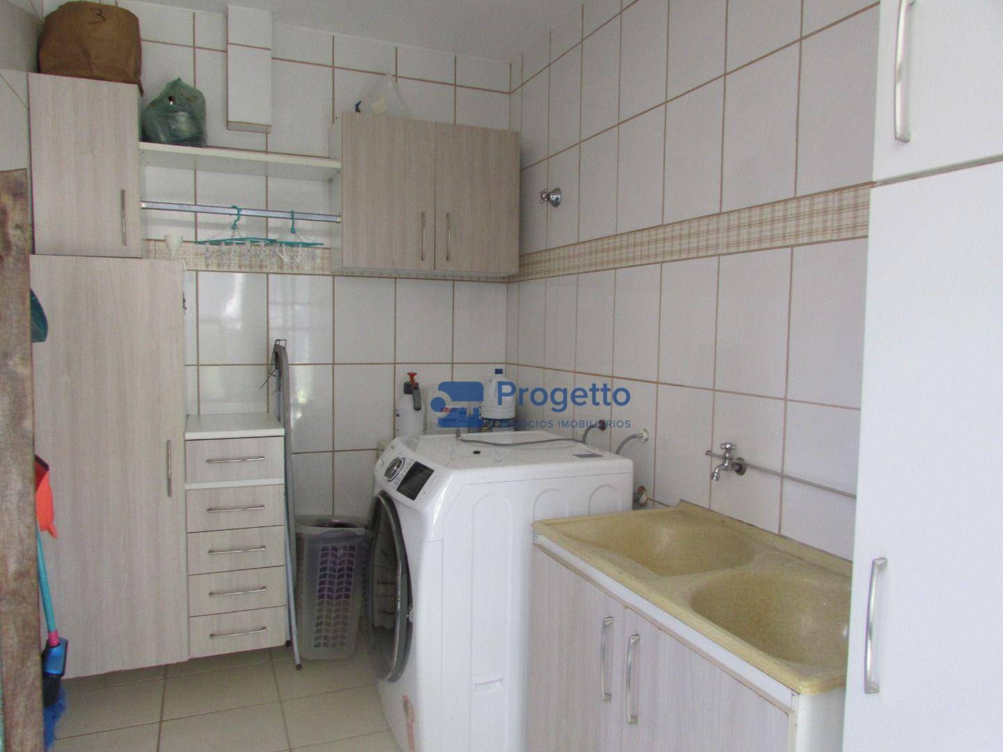 Casa de Condomínio à venda com 3 quartos, 230m² - Foto 24