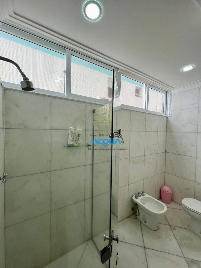 Apartamento à venda com 3 quartos, 210m² - Foto 12