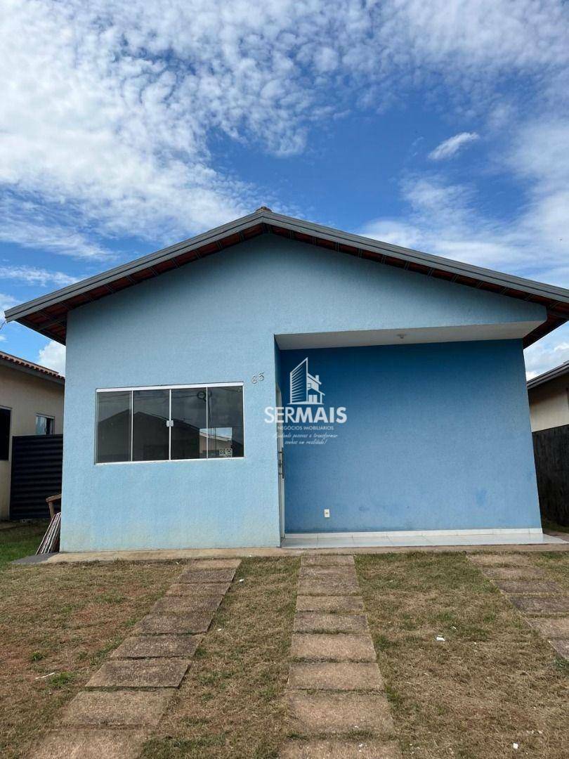 Casa à venda com 3 quartos, 250m² - Foto 1