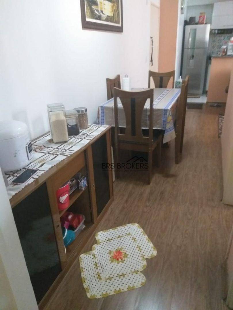 Apartamento à venda com 2 quartos, 45m² - Foto 4