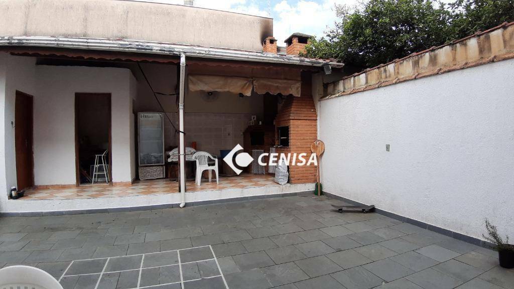 Casa à venda com 4 quartos, 234m² - Foto 11