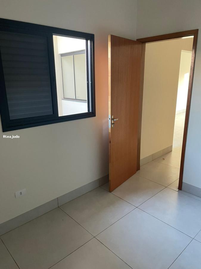 Casa à venda com 2 quartos, 100m² - Foto 4