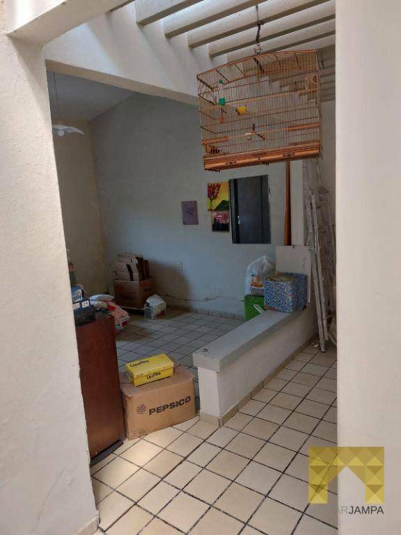 Casa à venda com 3 quartos, 280m² - Foto 11