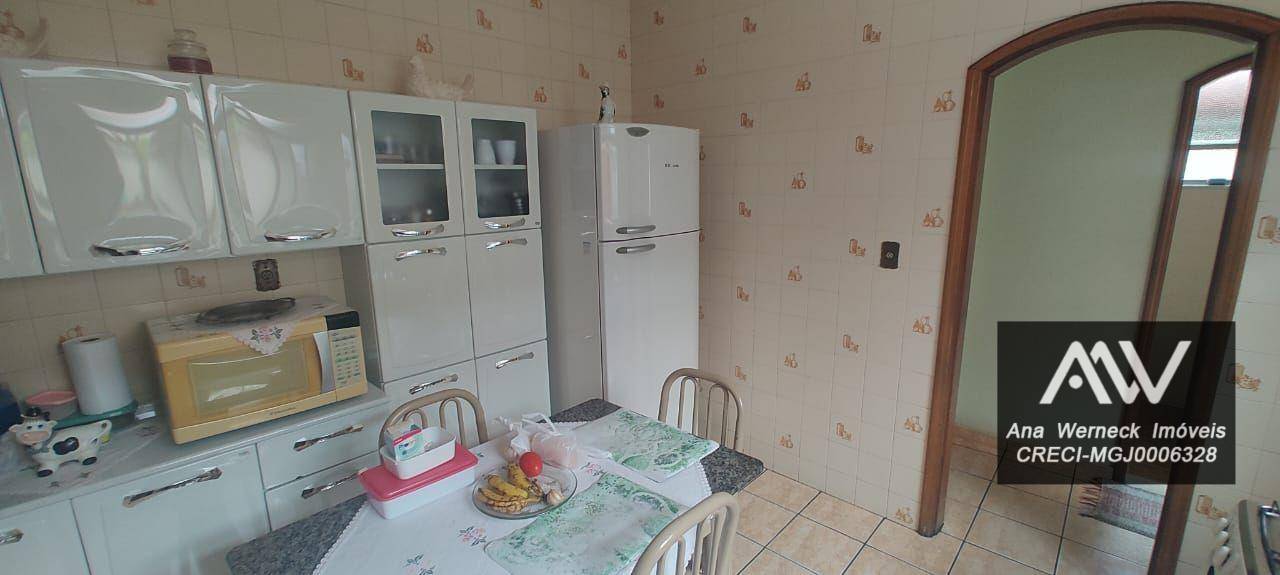 Casa à venda e aluguel com 4 quartos, 200m² - Foto 23