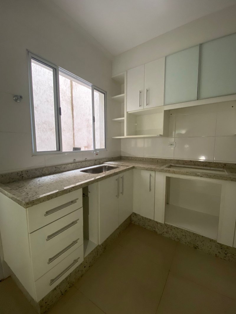 Sobrado à venda com 3 quartos, 70m² - Foto 10