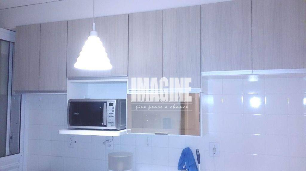 Apartamento à venda com 2 quartos, 43m² - Foto 10