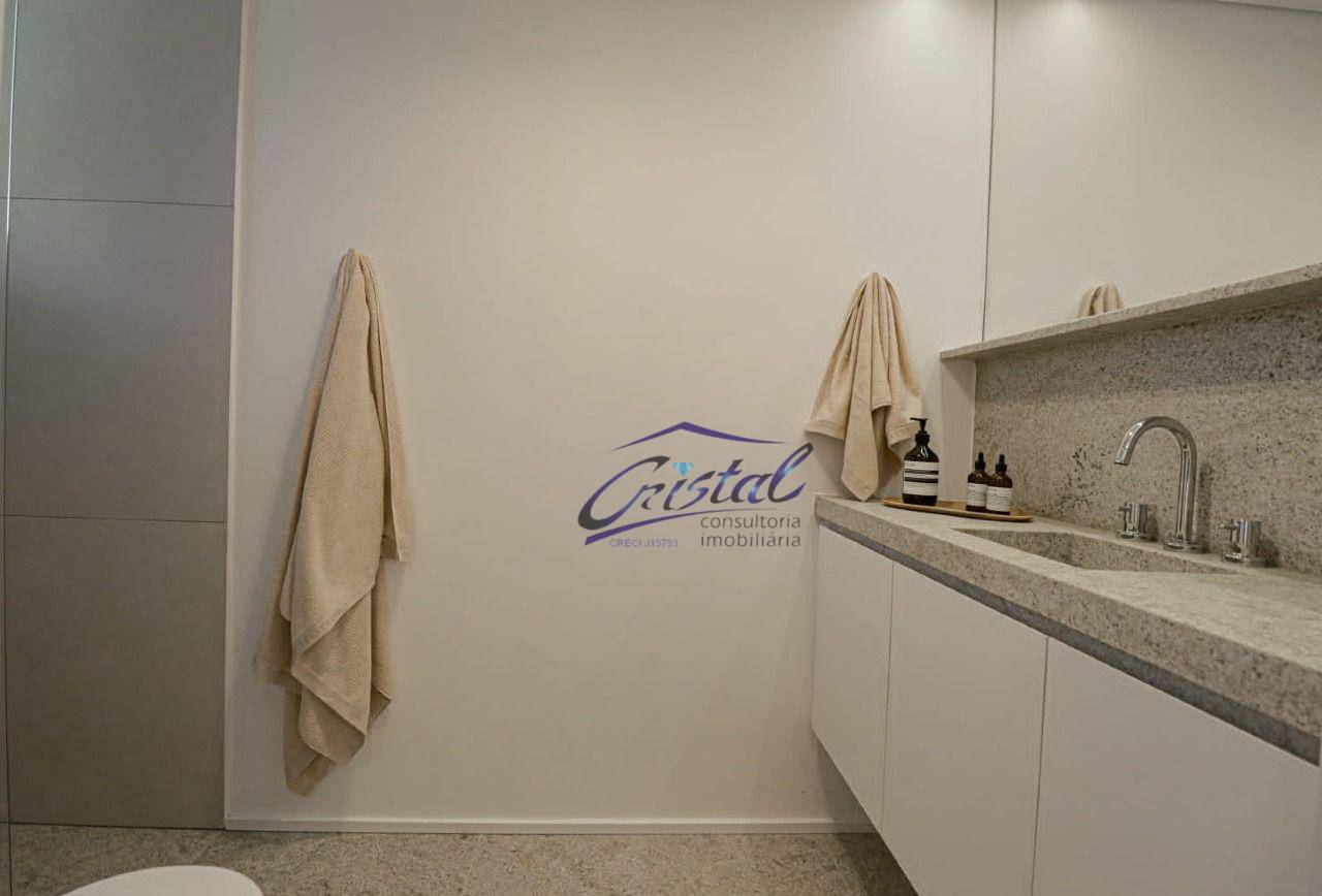 Apartamento à venda com 4 quartos, 193m² - Foto 7