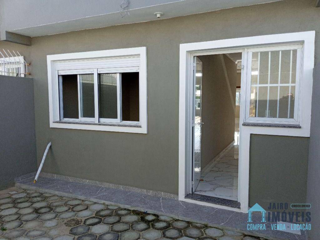 Casa à venda com 2 quartos, 70m² - Foto 5