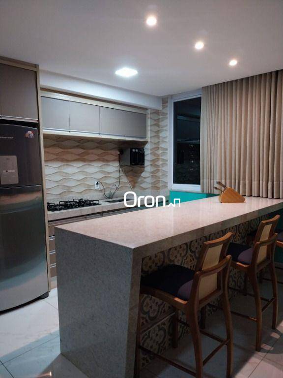 Apartamento à venda com 2 quartos, 77m² - Foto 3