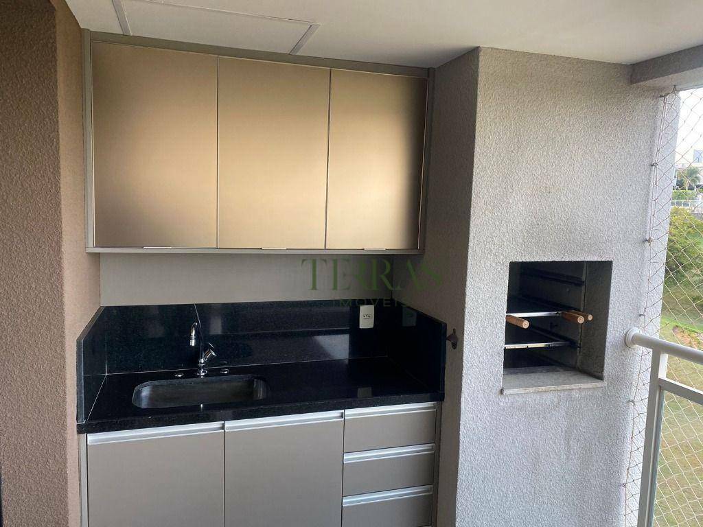 Apartamento à venda com 3 quartos, 130m² - Foto 4