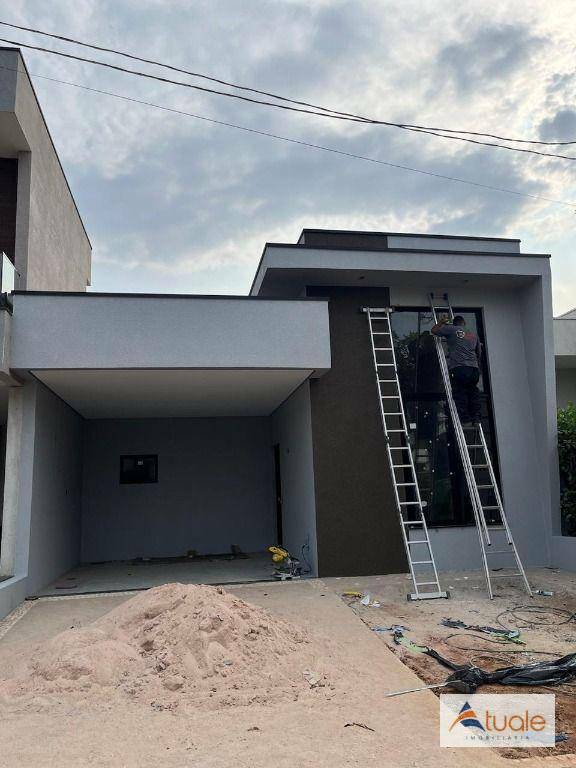 Casa de Condomínio à venda com 3 quartos, 139m² - Foto 1