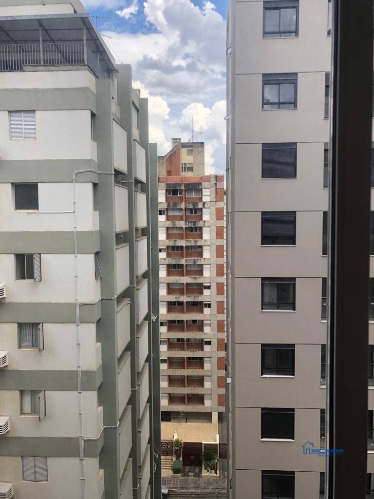 Apartamento para alugar com 3 quartos, 105m² - Foto 33