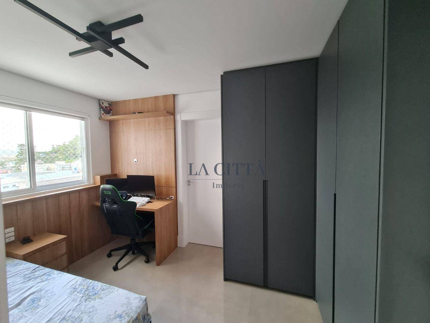 Apartamento à venda com 3 quartos, 104m² - Foto 18