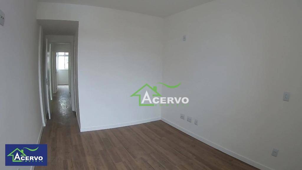 Apartamento à venda com 3 quartos, 187m² - Foto 15