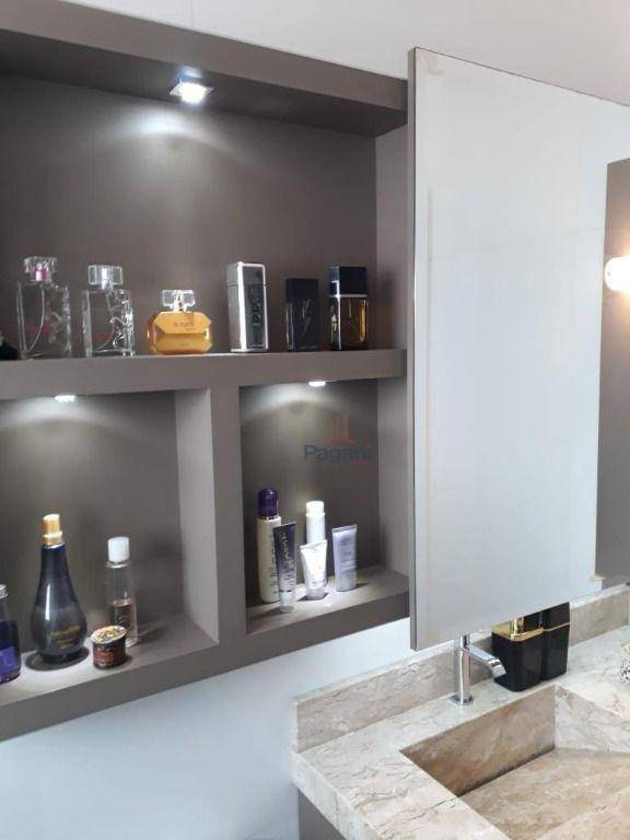 Casa à venda e aluguel com 3 quartos, 281m² - Foto 12