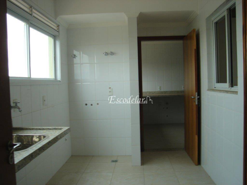 Apartamento à venda com 3 quartos, 200m² - Foto 8