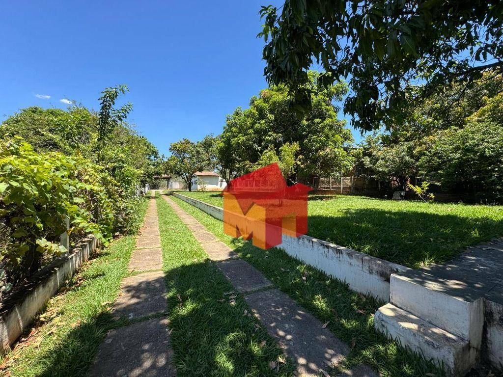 Chácara à venda com 4 quartos, 350m² - Foto 43