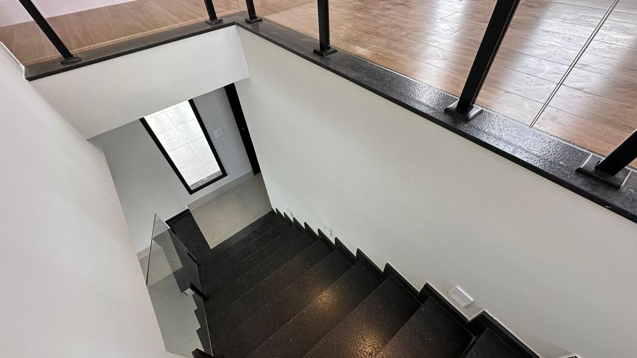 Casa à venda com 3 quartos, 268m² - Foto 16