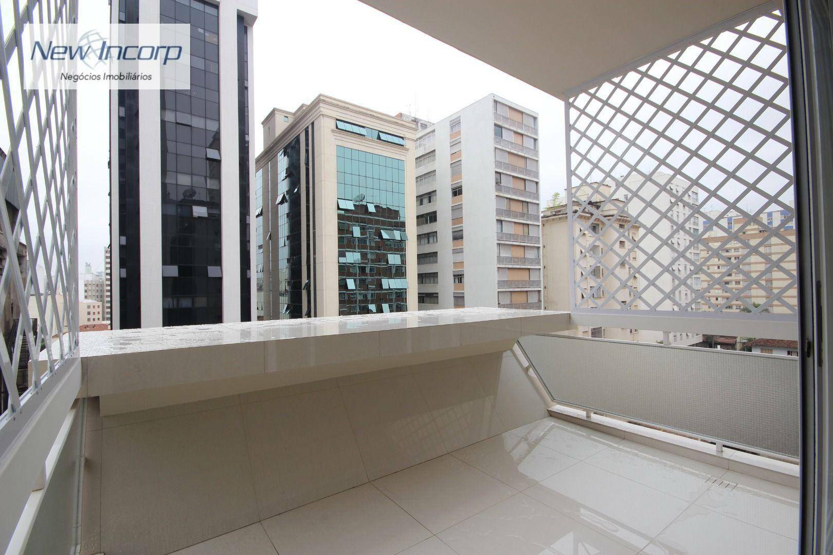 Apartamento à venda com 3 quartos, 210m² - Foto 13